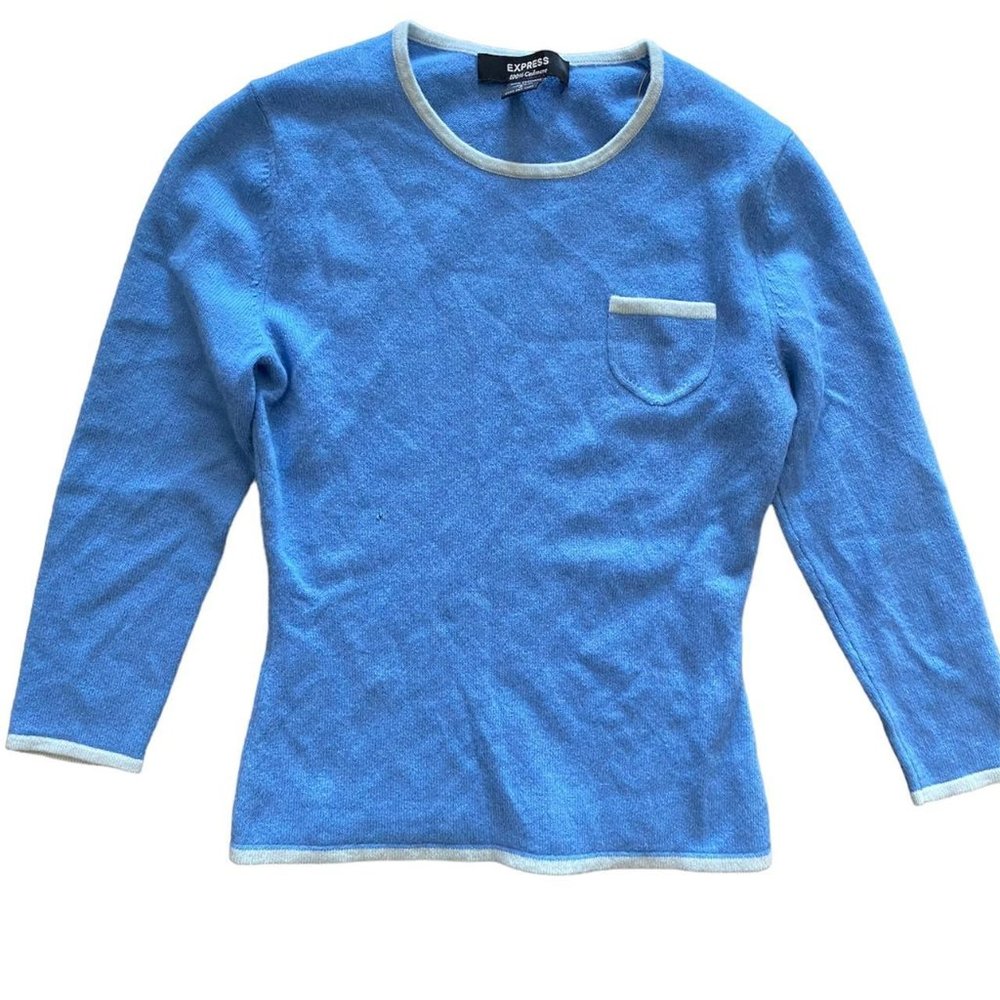 Amazing vintage light blue cashmere sweater